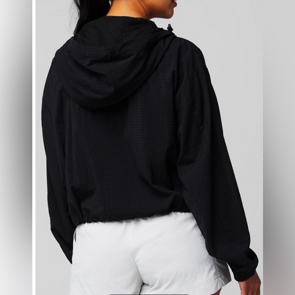 Fabletics Pristine Cond Ripstop Cropped Cargo Jacket in Grid Pattern Size Large - Picture 2 of 10